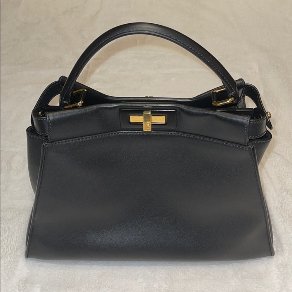 Fendi Authentic Calfskin Medium Peekaboo B…